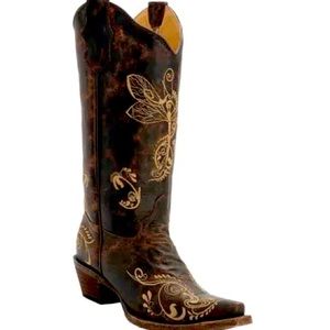 Circle G snip toe Dragonfly boots. Size 8. Chocolate brown. NWOT